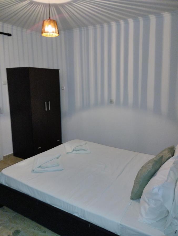 Studios Dimitraki Skala Rachoni  Buitenkant foto